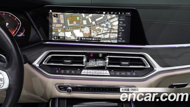 BMW X7 2022 — photo 24