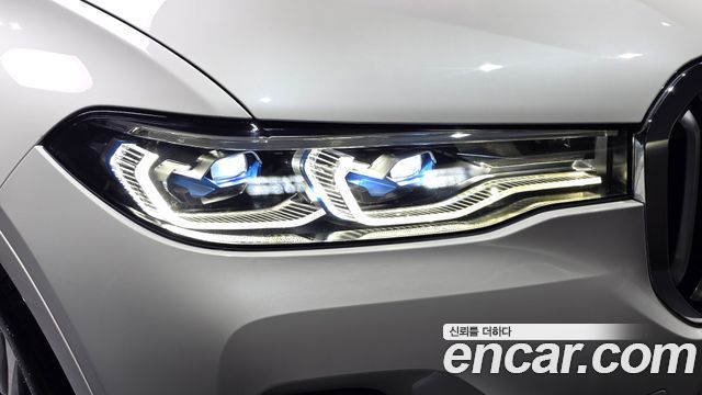 BMW X7 2022 — photo 8