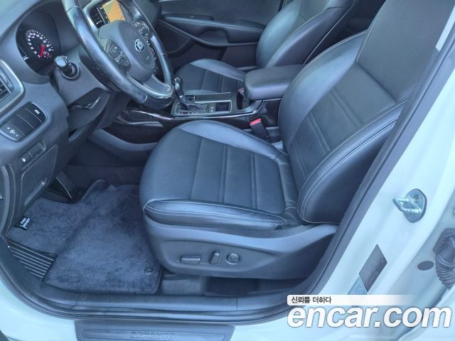 Kia Sorento 2016 — photo 7