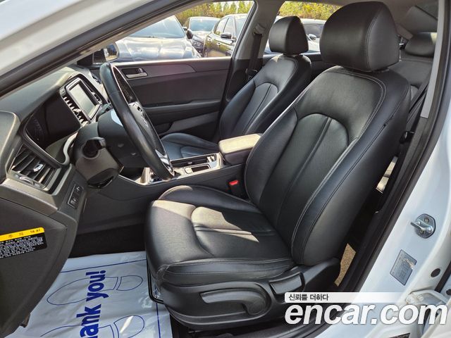 Hyundai Sonata 2019 — photo 11