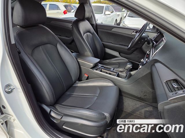 Hyundai Sonata 2019 — photo 14