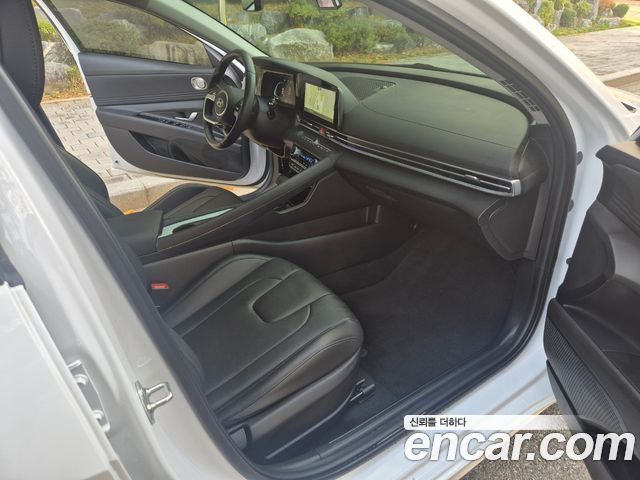 Hyundai AVANTE 2024 — photo 9