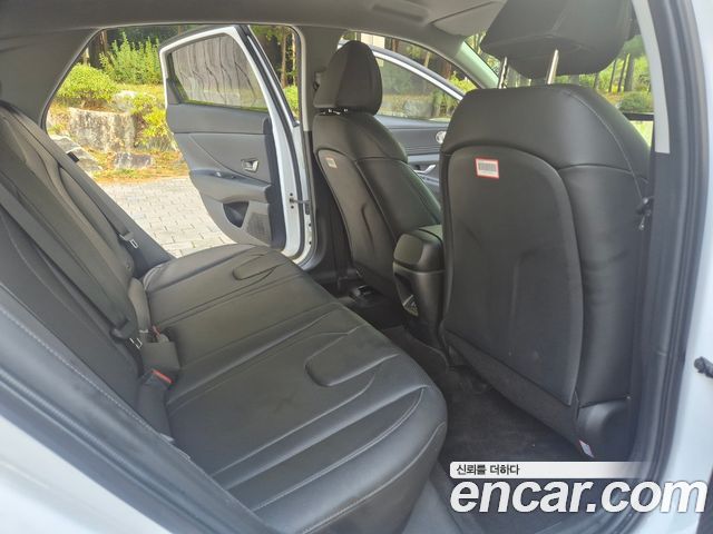 Hyundai AVANTE 2024 — photo 10