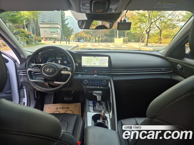 Hyundai AVANTE 2024 — photo 11