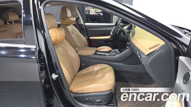 Hyundai Sonata 2020 — photo 17