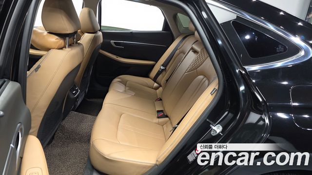 Hyundai Sonata 2020 — photo 16