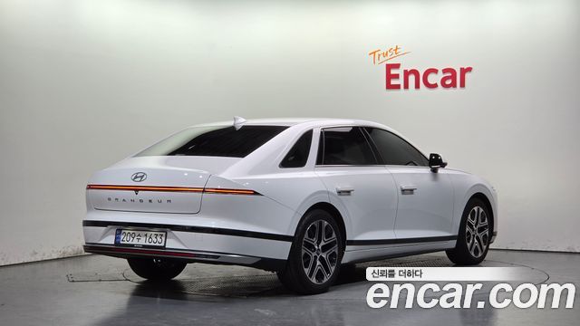 Hyundai Grandeur 2023 — photo 2