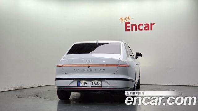Hyundai Grandeur 2023 — photo 4