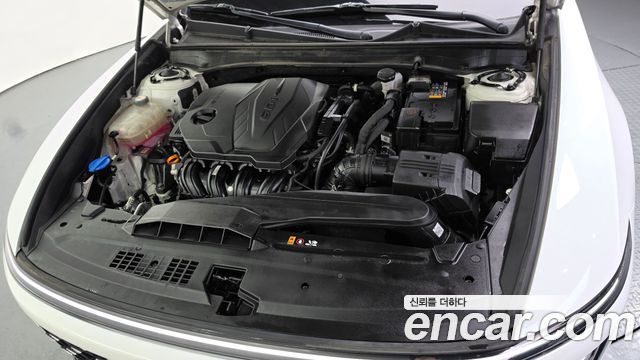 Hyundai Grandeur 2023 — photo 6