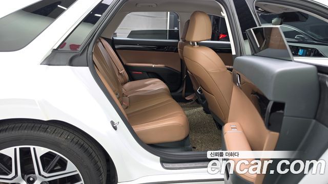Hyundai Grandeur 2023 — photo 18