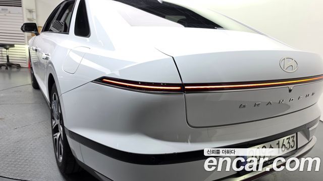 Hyundai Grandeur 2023 — photo 9