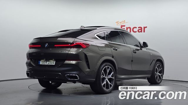 BMW X6 2022 — photo 2