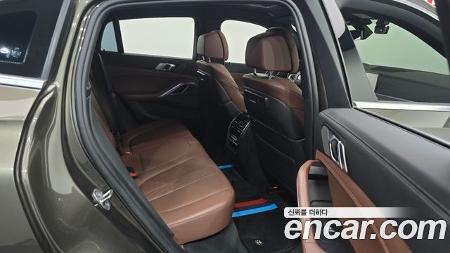 BMW X6 2022 — photo 17
