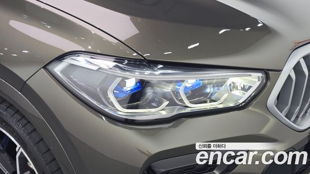 BMW X6 2022 — photo 8