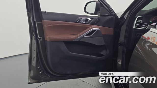 BMW X6 2022 — photo 14