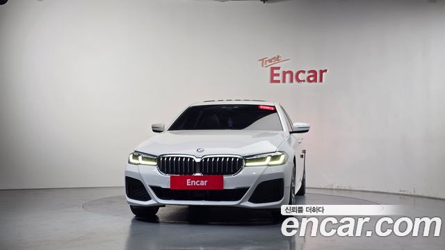 BMW 5-Series 2018 — photo 3