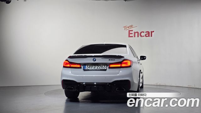 BMW 5-Series 2018 — photo 4