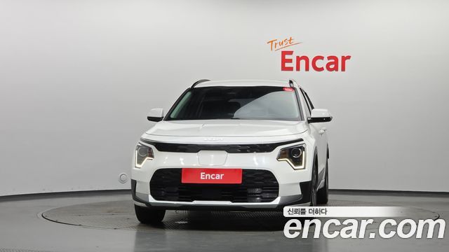 Kia Niro 2023 — photo 3