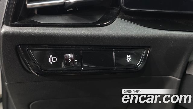 Kia Niro 2023 — photo 13