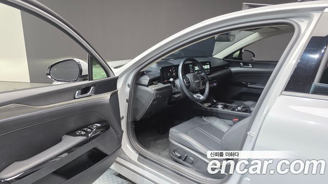 Kia K5 2024 — photo 13