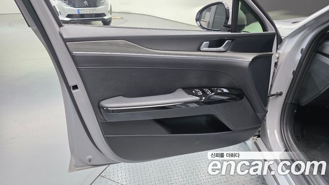Kia K5 2024 — photo 14
