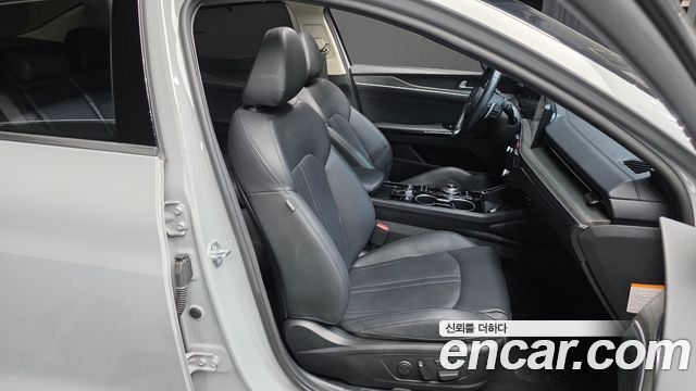 Kia K5 2024 — photo 16