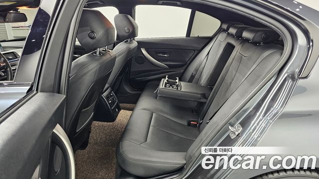 BMW 3-Series 2015 — photo 18