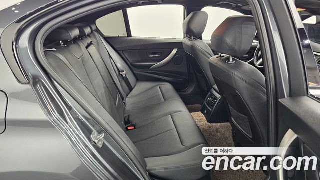 BMW 3-Series 2015 — photo 16