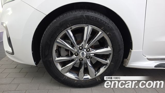 Kia Canival 2019 — photo 5