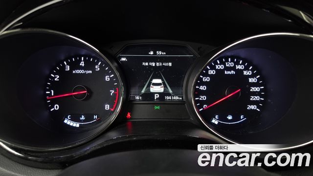 Kia Canival 2019 — photo 8