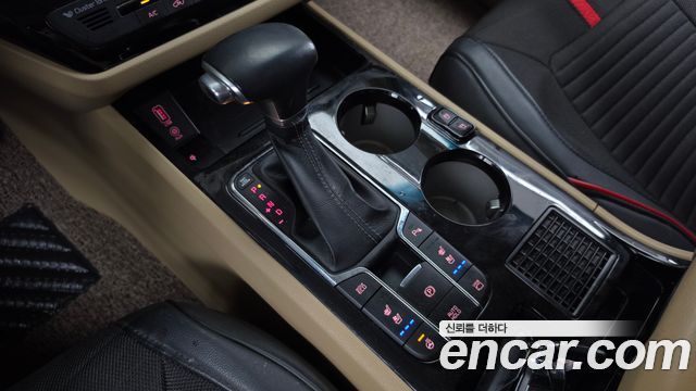 Kia Canival 2019 — photo 9