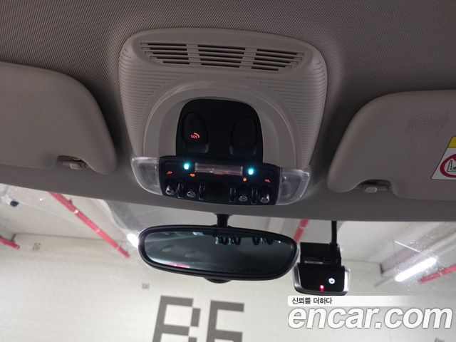 Mini Cooper 2023 — photo 19