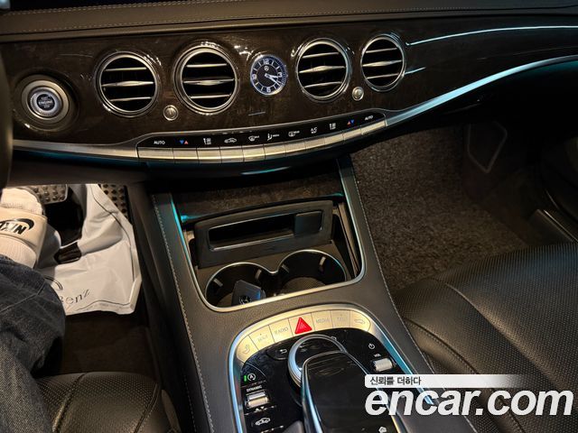 Mercedes-Benz S-Class 2020 — photo 12