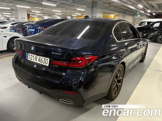 BMW 5-Series 2023 — photo 5