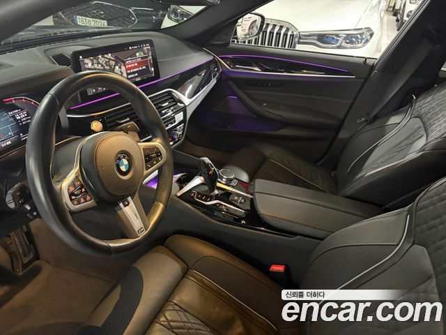 BMW 5-Series 2023 — photo 12