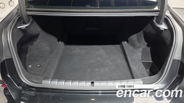 BMW 7-Series 2025 — photo 24