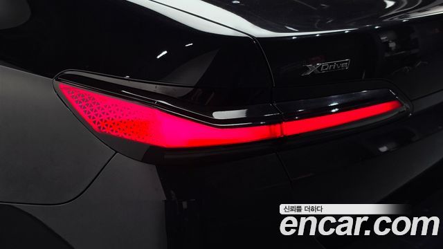 BMW 7-Series 2025 — photo 9