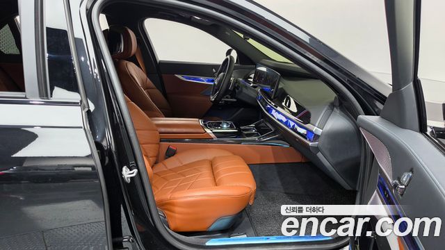 BMW 7-Series 2025 — photo 16