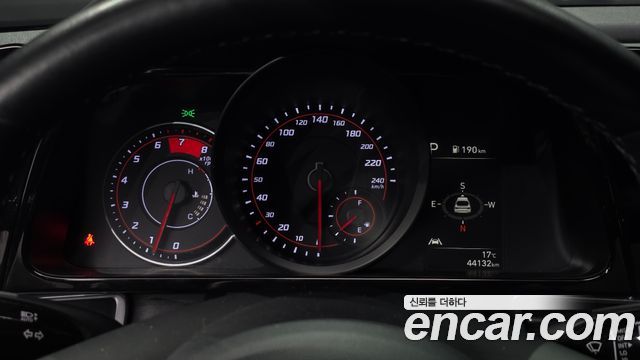 Hyundai AVANTE 2023 — photo 11
