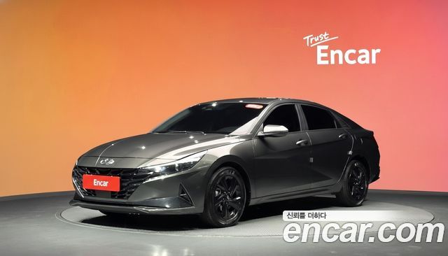 Hyundai AVANTE 2023 — photo 1