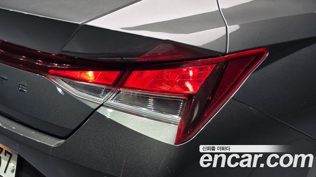 Hyundai AVANTE 2023 — photo 9