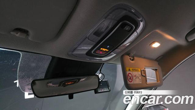 Hyundai AVANTE 2023 — photo 31