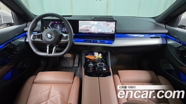 BMW 5-Series 2025 — photo 10