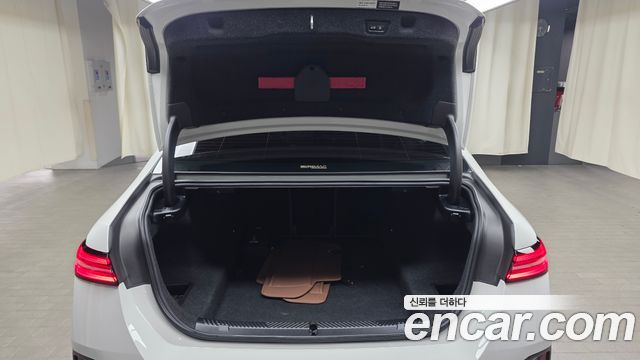 BMW 5-Series 2025 — photo 22