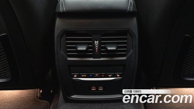 BMW 4-Series 2022 — photo 19