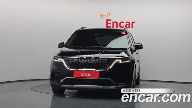 Kia Canival 2023 — photo 3