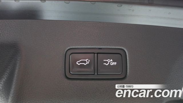 Kia Canival 2023 — photo 24