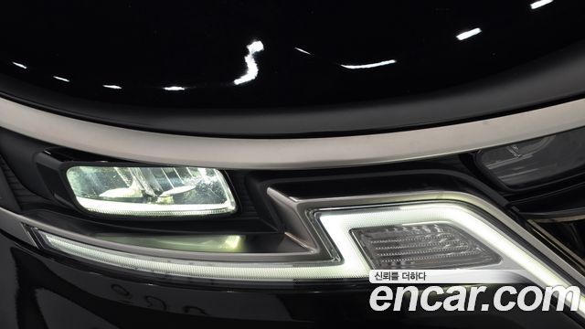 Kia Canival 2023 — photo 8