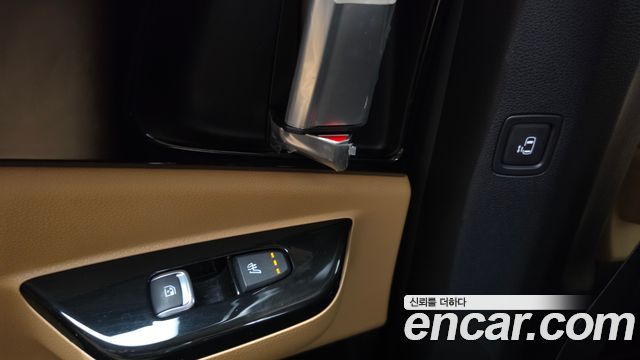 Kia Canival 2023 — photo 30