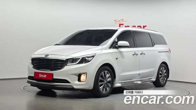 Kia Canival 2018 — photo 1